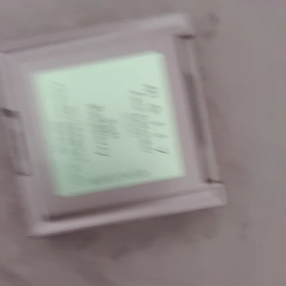 Mally Beauty Soft Raspberry Color Face Defender Sleek Compact Bundle 6 For $24 - Picture 4 of 5